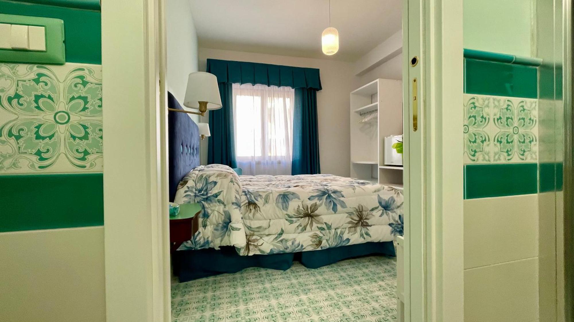 Bluemagi Hotel Sorrento Eksteriør billede